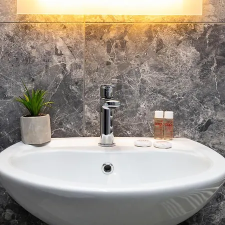 Хотел интелкооп 2*