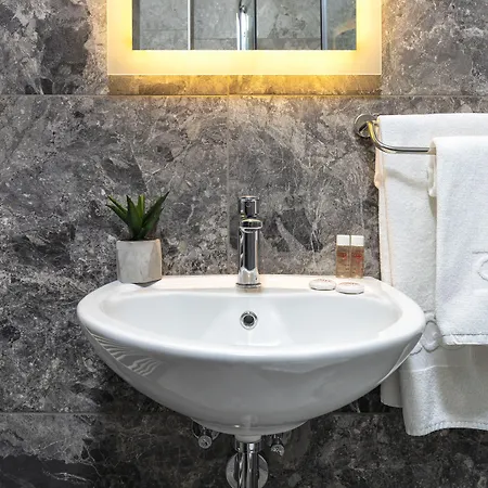 Хотел интелкооп 2*