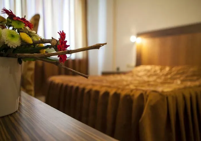 Intelcoop Szálloda 2*